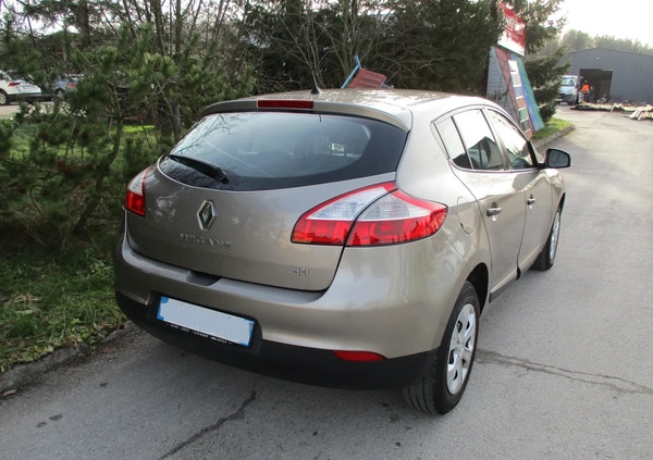 Renault Megane cena 18900 przebieg: 246100, rok produkcji 2009 z Suraż małe 121